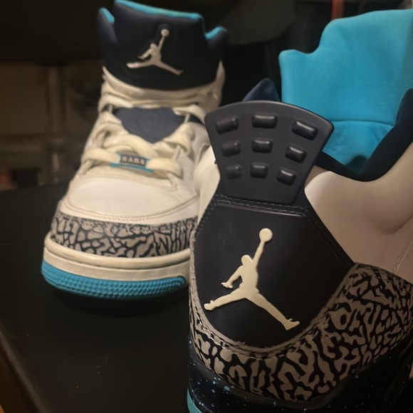 Jordan Son of Mars Hornets 2015 Edition - Picture 2 of 4